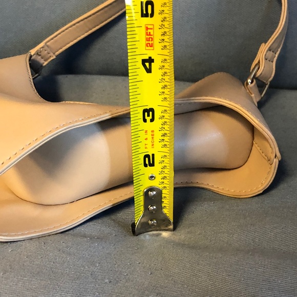 PrettyLittleThing Tan Shoulder Bag - Picture 7 of 7